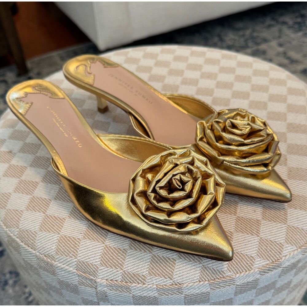 Antonio Melani x Jennifer Sumko Gold Womens Shoes 8 Kitten Heel Rosetta Flower